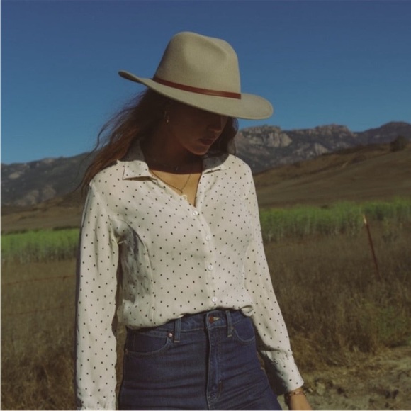 Wyeth Billie Hat in Taupe main image 8
